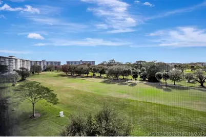 565 Oaks Lane #103, Pompano Beach, FL 33069 - Photo 3