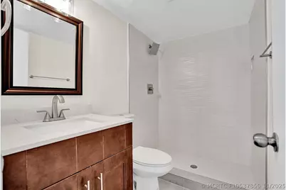3115 Oakland Shores Drive #E109, Oakland Park, FL 33309 - Photo 9
