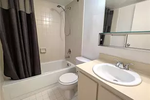 1740 NW North River Dr, Miami, FL 33125 - Photo 11