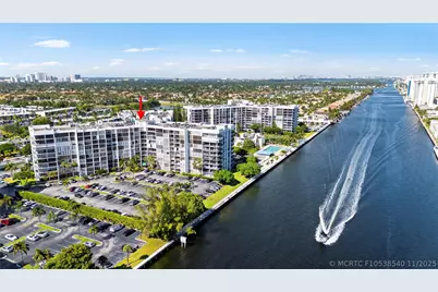 800 Parkview Drive #718, Hallandale Beach, FL 33009 - Photo 25