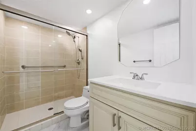 800 Parkview Drive #718, Hallandale Beach, FL 33009 - Photo 19
