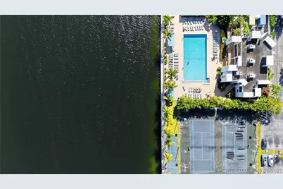 800 Parkview Drive #718, Hallandale Beach, FL 33009 - Photo 27