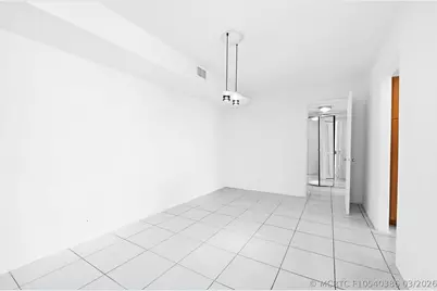 1000 Quayside Terrace #1606, Miami, FL 33138 - Photo 17