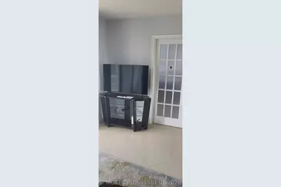 625 Oaks Drive #704, Pompano Beach, FL 33069 - Photo 11