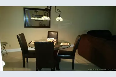 625 Oaks Drive #704, Pompano Beach, FL 33069 - Photo 3