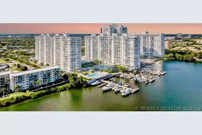 18031 Biscayne Boulevard #1104, Aventura, FL 33160 - Photo 3