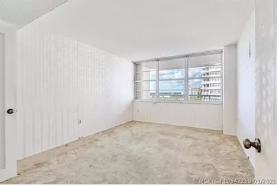 18031 Biscayne Boulevard #1104, Aventura, FL 33160 - Photo 11