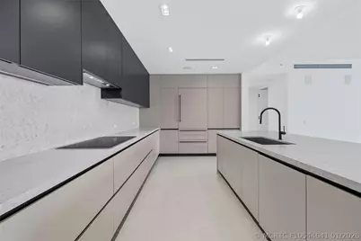 160 Isle Of Venice Drive #302, Fort Lauderdale, FL 33301 - Photo 11