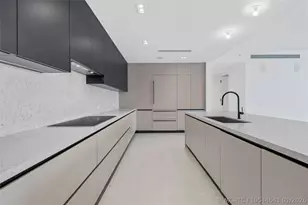 160 Isle of Venice Dr, Fort Lauderdale, FL 33301 - Photo 11