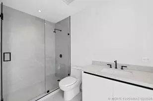 160 Isle of Venice Dr, Fort Lauderdale, FL 33301 - Photo 21
