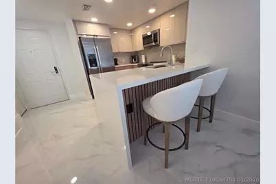 19501 W Country Club Drive #2306, Aventura, FL 33180 - Photo 5