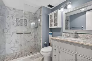 9410 N Hollybrook Lake Dr, Pembroke Pines, FL 33025 - Photo 5