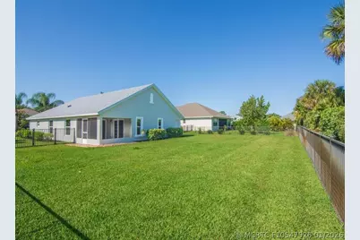 8340 Paladin Square, Vero Beach, FL 32967 - Photo 25