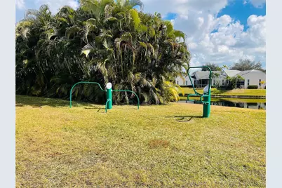 244 Caribe Court, Greenacres, FL 33413 - Photo 45