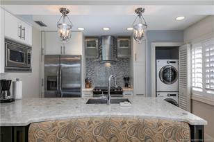 484 NE Plantation Rd, Stuart, FL 34996 - Photo 9