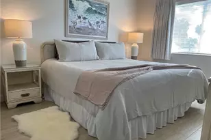 484 NE Plantation Rd, Stuart, FL 34996 - Photo 9