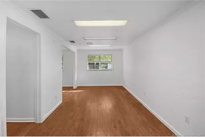 300 SE Detroit Avenue, Stuart, FL 34994 - Photo 33