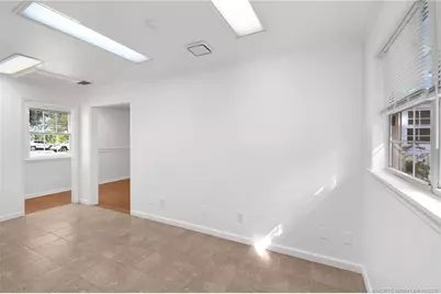 300 SE Detroit Avenue, Stuart, FL 34994 - Photo 27