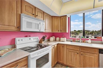 3392 NE Causeway Boulevard #304, Jensen Beach, FL 34957 - Photo 15