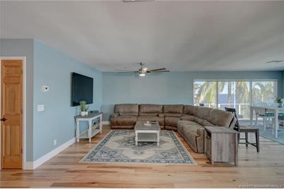 26 SW Riverway Boulevard, Palm City, FL 34990 - Photo 9