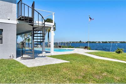 26 SW Riverway Boulevard, Palm City, FL 34990 - Photo 5