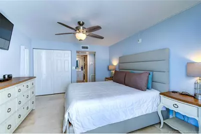 8302 Marina Villas Drive #8302, Marathon, FL 33050 - Photo 31