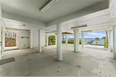 777 SE Macarthur Boulevard, Stuart, FL 34996 - Photo 35