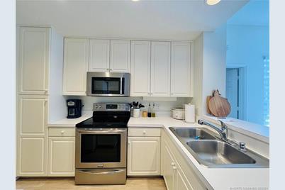 411 NE Plantation Road #526, Stuart, FL 34996 - Photo 11