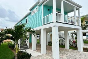 2632 NE Pelican Wy, Jensen Beach, FL 34957 - Photo 1
