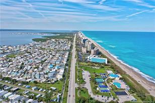 10725 S Ocean Dr, Jensen Beach, FL 34957 - Photo 27