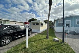 10725 S Ocean Dr, Jensen Beach, FL 34957 - Photo 5