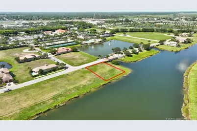 120 SE Santa Gardenia, Port Saint Lucie, FL 34984 - Photo 3