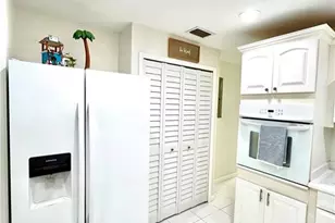 4215 NE Carrol Ct, Jensen Beach, FL 34957 - Photo 11