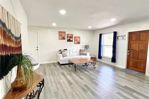 4215 NE Carrol Ct, Jensen Beach, FL 34957 - Photo 3