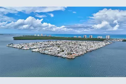 1094 Nettles Boulevard, Jensen Beach, FL 34957 - Photo 19