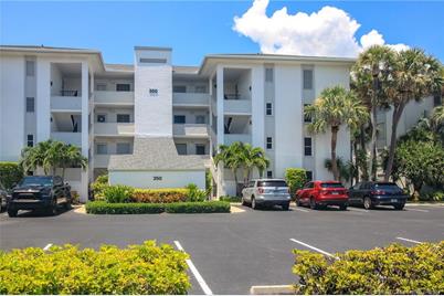 350 NE Edgewater Drive #202, Stuart, FL 34996 - Photo 3