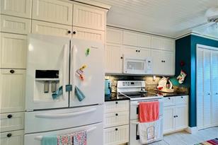 10044 S Ocean Dr, Jensen Beach, FL 34957 - Photo 9