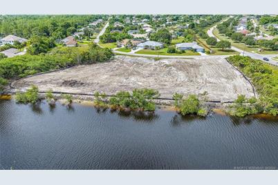 2805 SE Peru Street, Port Saint Lucie, FL 34984 - Photo 3