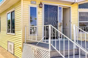 691 Nettles Blvd, Jensen Beach, FL 34957 - Photo 35