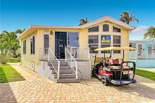 691 Nettles Blvd, Jensen Beach, FL 34957 - Photo 33