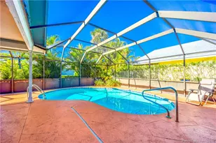 4060 NE Breakwater Dr, Jensen Beach, FL 34957 - Photo 11