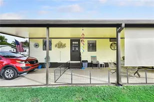 521 Natalie Dr, Port Saint Lucie, FL 34952 - Photo 9