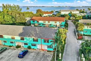 13511 S Indian River Dr, Jensen Beach, FL 34957 - Photo 3