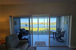 185 NE Edgewater Dr, Stuart, FL 34996 - Photo 11