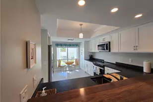 185 NE Edgewater Dr, Stuart, FL 34996 - Photo 5