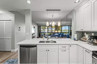 6082 SE Landing Way #7, Stuart, FL 34997 - Photo 5
