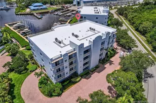 1160 SW Chapman Way, Palm City, FL 34990 - Photo 7