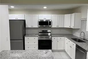 160 SE Lakehurst Dr, Port Saint Lucie, FL 34983 - Photo 15