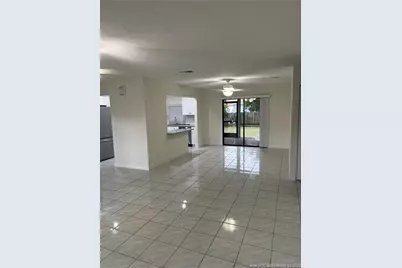 160 SE Lakehurst Drive, Port Saint Lucie, FL 34983 - Photo 11