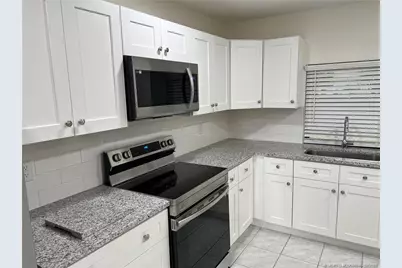 160 SE Lakehurst Drive, Port Saint Lucie, FL 34983 - Photo 17